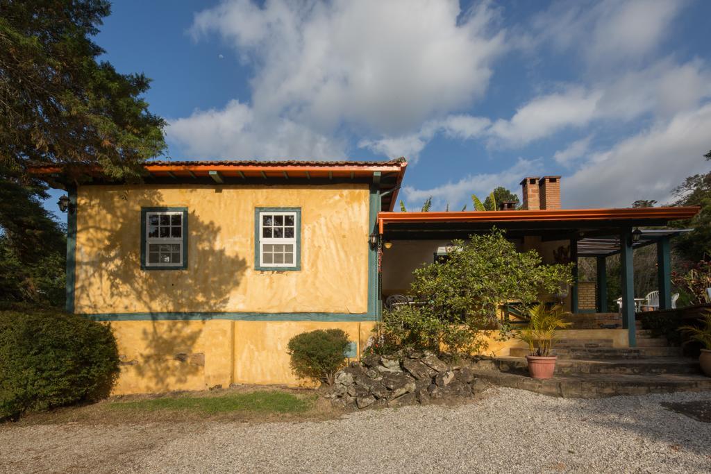 Pousada Chales Da Casa Centenaria Santo Antônio do Pinhal المظهر الخارجي الصورة